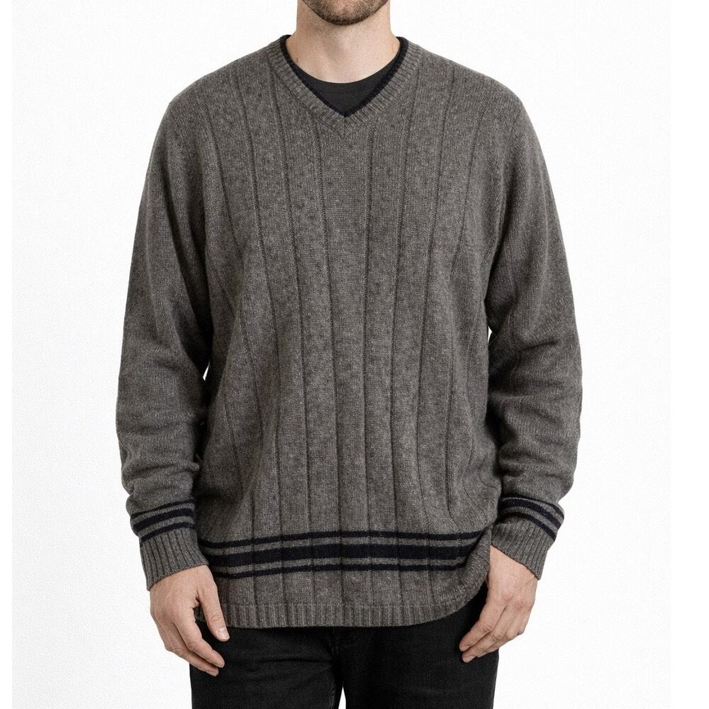 Oobe Size XL Wool Blend Preppy V-Neck Sweater NWT Classic Gray Knitcore Pullover
